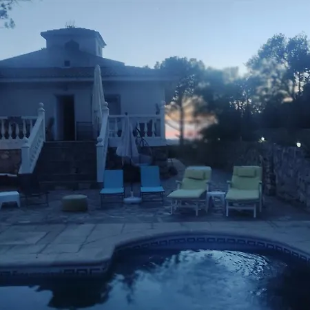 Increible En La Sierra De Altomira Piscina Privada Y Barbacoa